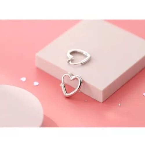 Asymmetric hearts of hot sale love hoop earrings