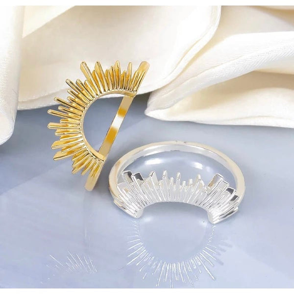 Sun Ray Crown Ring in Silver and Gold Size 7 - Jewellery